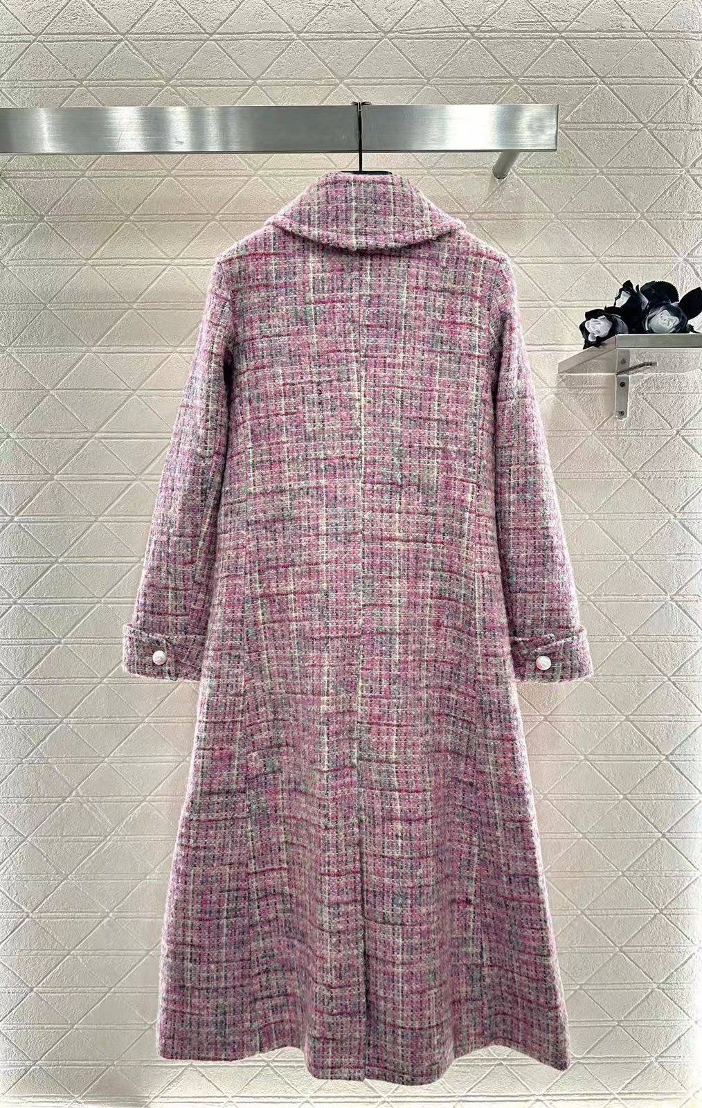 CHANEL 

VIP QUALITY 

WOOL-LINING SILK

1250 dhs🇦🇪

Zain287
♥️♥️♥️