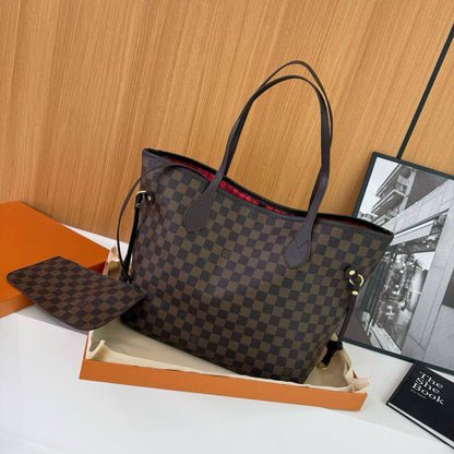LV
100 dhs✅
good quality 

2in1

with box
🎁🎁🎁

Zain07
♥️♥️♥️