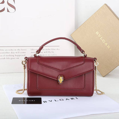 BVLGARI  

NEW CAME 
GOOD QUALITY

 WITH BOX  
135 dhs🇦🇪🇦🇪

Zain39
Zain295
♥️♥️♥️