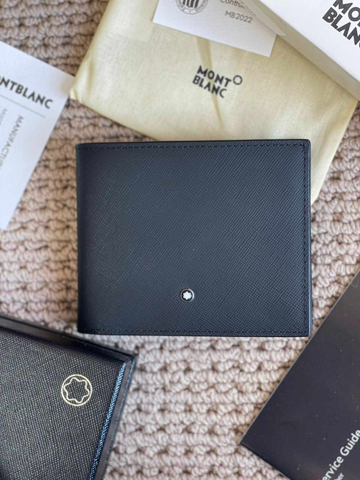 MONT BLANC
*Wallet*
*Super Master Quality*
350 dhs🇦🇪🇦🇪

Zain179
♥️♥️♥️