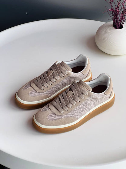 LORO PIANA🐎 LV
Size 36_41
Super high quality* 
450 dhs✅

Zain176
♥️♥️♥️
