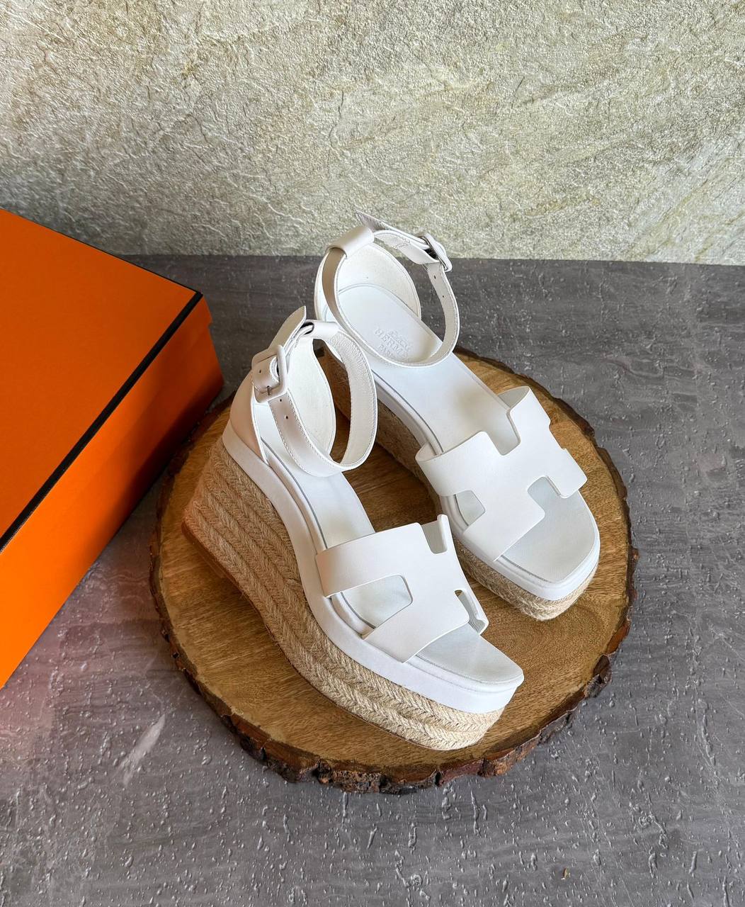 Hermes
SuperMaster Quality 💯
490 dhs✅
Size: 36-41💥

Zain171
♥️♥️♥️