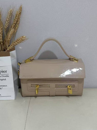 Hermes
65 dhs✅

Zain50
♥️♥️♥️