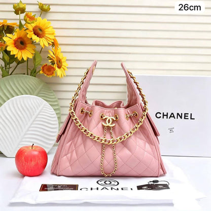 Chanel 25C hobo

1️⃣ First quality

Size : 26 * 14 * 30 cm
110 dhs🇦🇪🇦🇪

Zain115
♥️♥️♥️