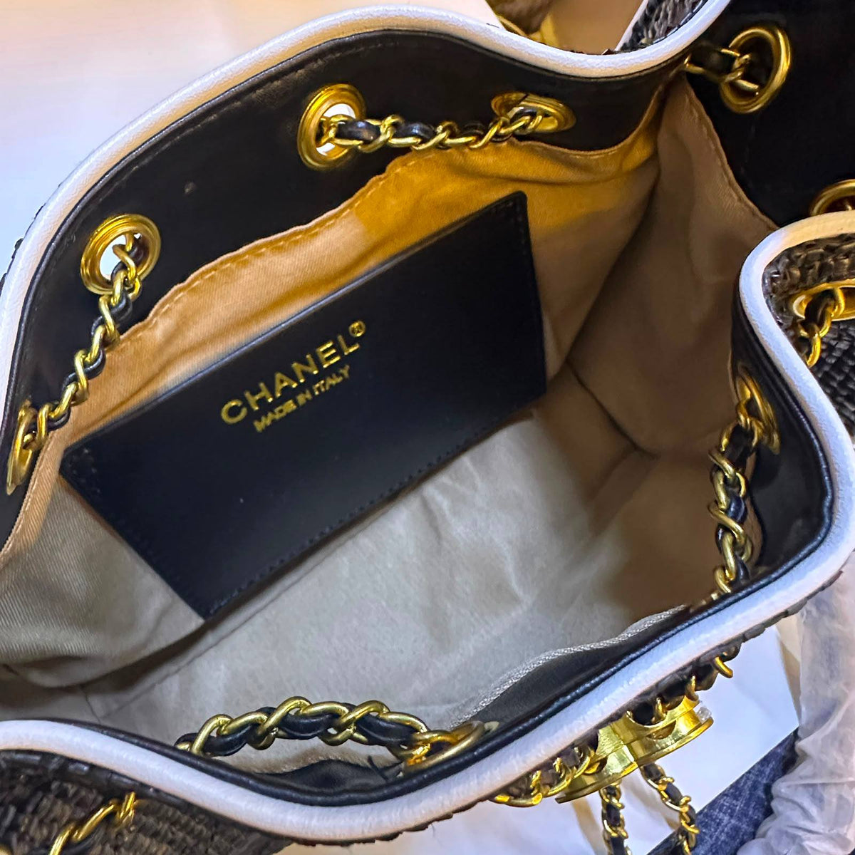 CHANEL 

RESTOCK 
HIGH QUALITY 
SMALL SIZE 

120 dhs🇦🇪🇦🇪

22 cm
Zain295
Zain39
♥️♥️♥️