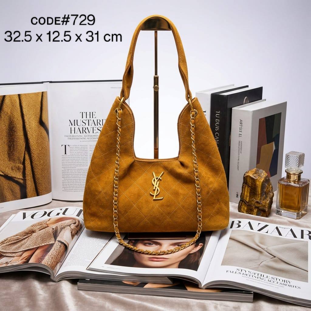 YSL SAINT LAURENT ʜᴏʙᴏ ʙᴀɢ
ᴄʜᴀᴍᴏɪs ʟᴇᴀᴛʜᴇʀ ᴍᴀᴛᴇʀɪᴀʟ
ᴡɪᴛʜ  ʙᴇʟᴛ sᴛʀᴀᴘ
ɢᴏʟᴅ ʜᴀʀᴅᴡᴀʀᴇ
sɪᴢᴇ 32.5 ᴄm

70 dhs✅

Zain31
♥️♥️♥️