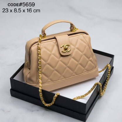 CHANEL ᴛᴏᴘ ʜᴀɴᴅʟᴇ
ᴄʟᴜᴛᴄʜ sᴀᴛᴄʜᴇʟ ʙᴀɢ
ᴡɪᴛʜ ʟᴏɴɢ ᴄʜᴀɪɴ ʙᴇʟᴛ
ɢᴏʟᴅ ʜᴀʀᴅᴡᴀʀᴇ
sɪᴢᴇ : 23 cm
ᴡɪᴛʜ BOX
🎁🎁🎁

85 dhs✅

Zain31
♥️♥️♥️