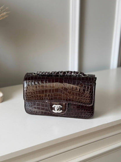 Real leather 
Chanel 
SUPER MASTER QUALITY 
For Price 👇 WhatsApp✅
0568585901 
0507557372
0552275751 Owner Zain 👌

Zain322
♥️♥️♥️