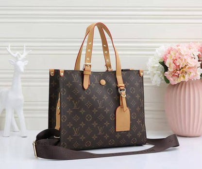 LV
GOOD QUALITY
110 dhs✅

Zain39
♥️♥️♥️
