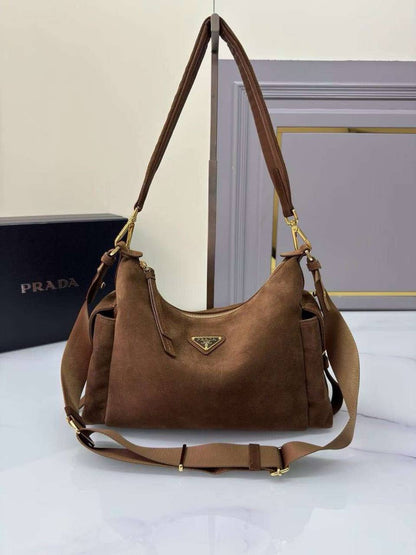 Prada
Master💓💓
330 dhs✅

Zain10
♥️♥️♥️