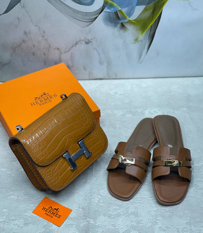 HERMES
Bag&shoes.    Set. 

170 dhs❣️

Zain175
♥️♥️♥️