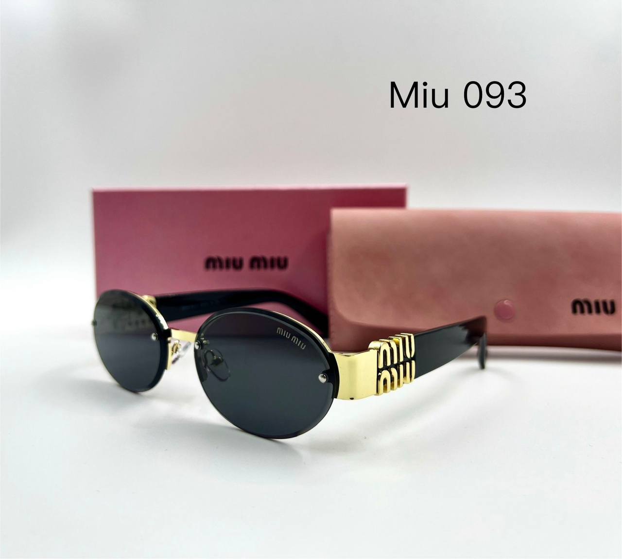 Miu Miu
Sunglasses 🕶️ 
good quality 💯
With master box 🗃️ 
50 dhs✅

Zain273
♥️♥️♥️