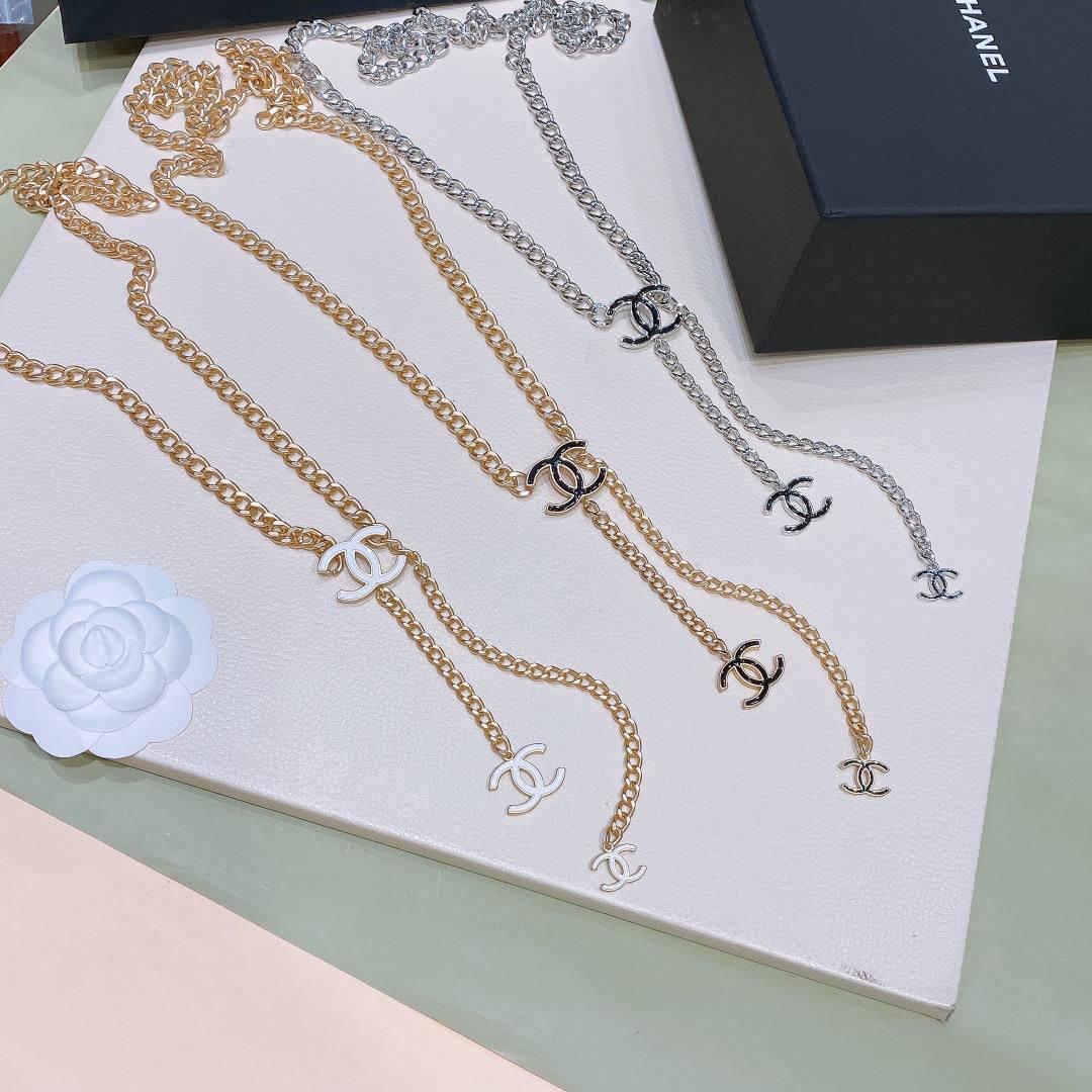 CHANEL - GUCCI
💙*SUPER MASTER QUALITY*💙
💙*ORIGINAL PACKAGING*💙
380 dhs🌺

Zain281
♥️♥️♥️