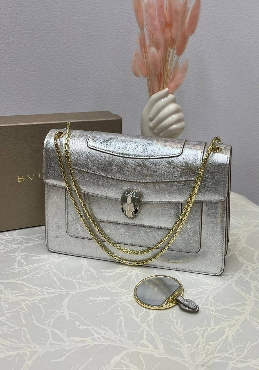 BVLGARI 💫💕💕
New collection 💕💕💕
Super master quality 🔥🔥💯
Available now 💫💫💫
With full packaging 🎁
For Price 👇 WhatsApp✅
0568585901 
0507557372
0552275751 Owner Zain 👌

Zain252
♥️♥️♥️