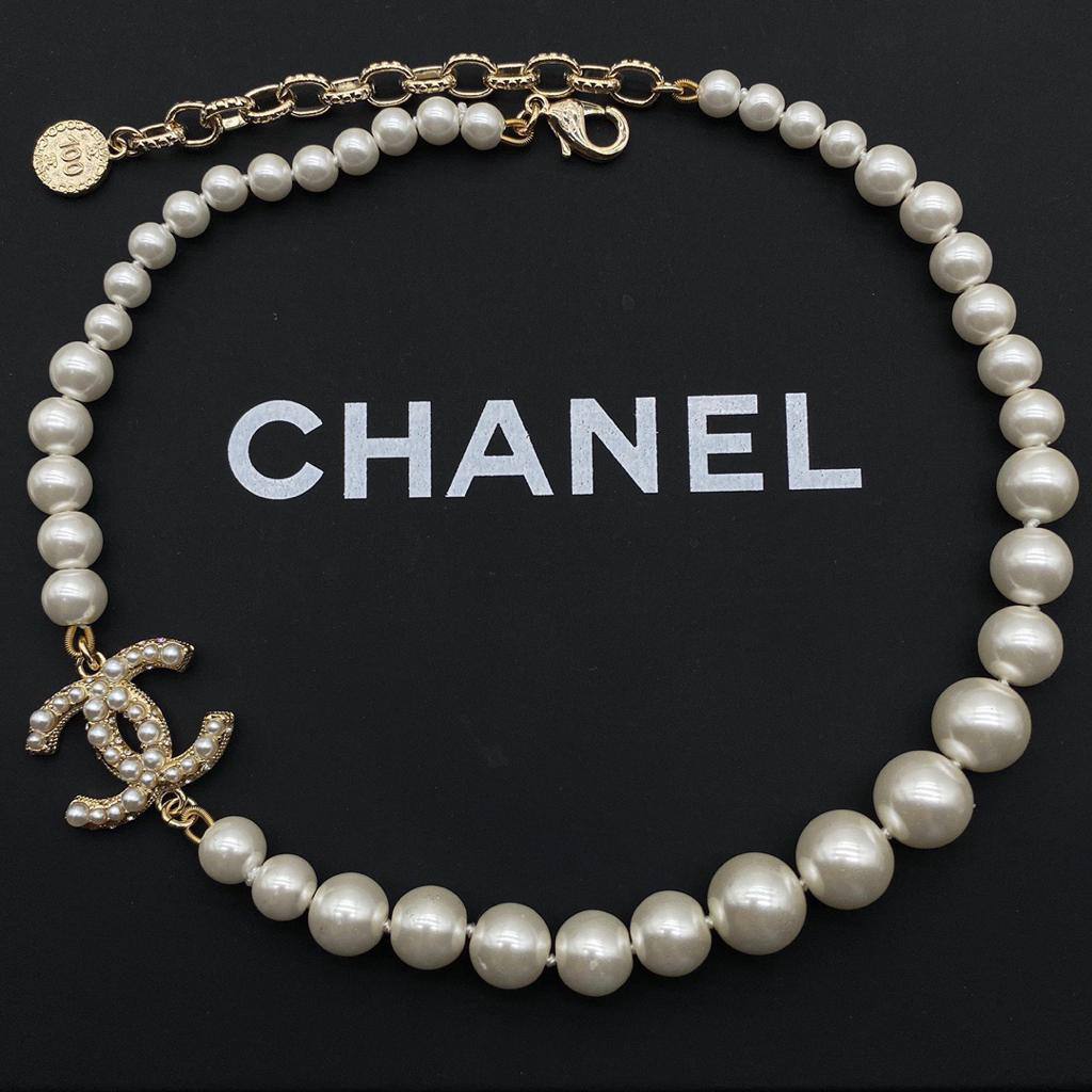 CHANEL NECKLACE
MASTER✨💫
80 DHS💓
WITH BOX AND PAPER BAG

Zain89
♥️♥️♥️