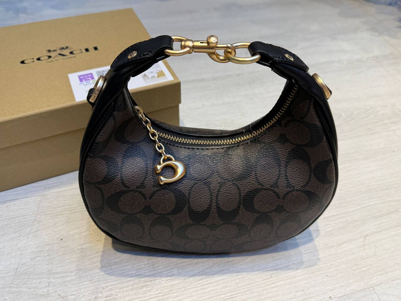 Coach Jonie bag 

20cm
95 dhs💓 

with BOX
🎁🎁🎁

Zain44
♥️♥️♥️