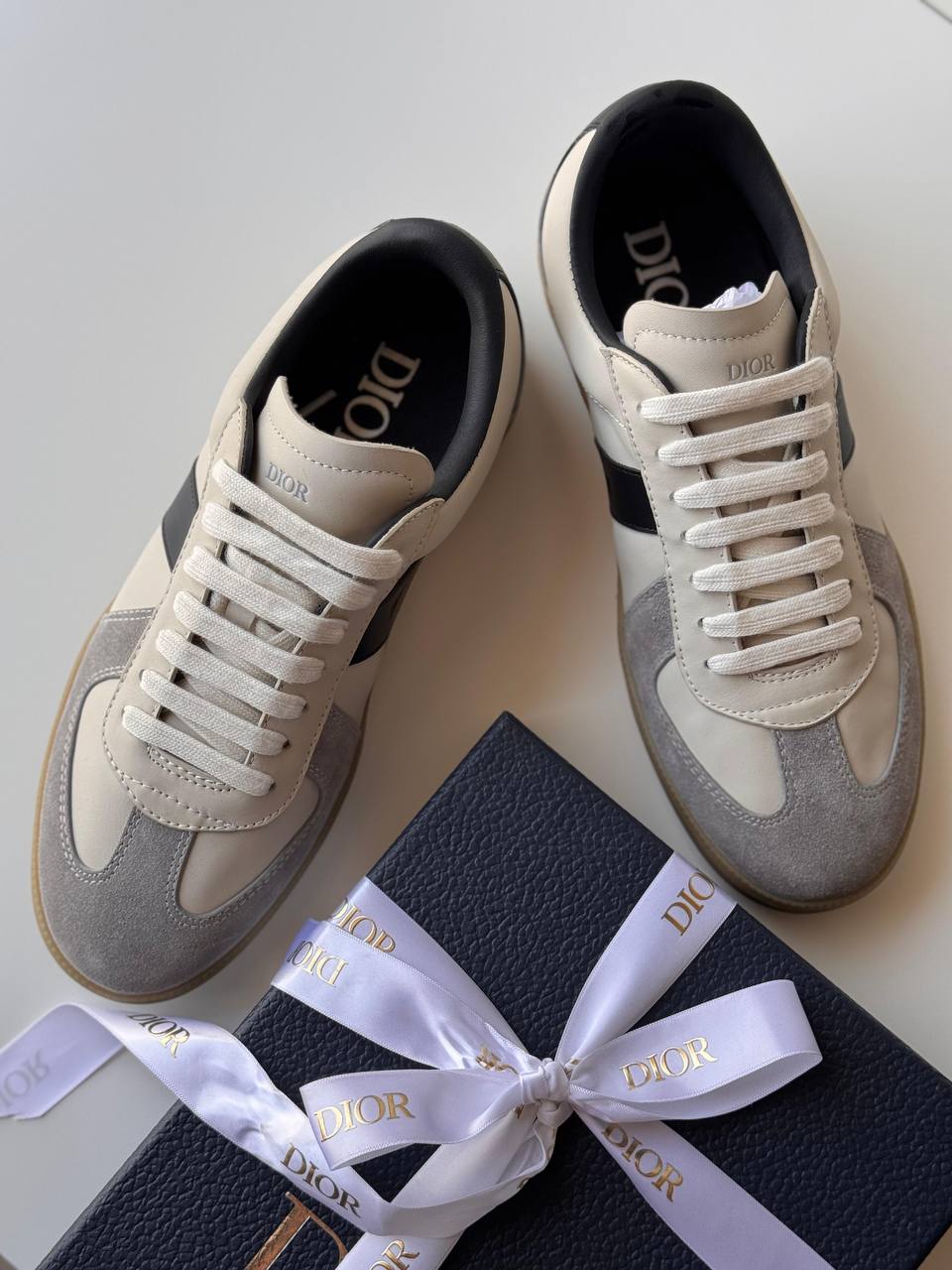 Dior B27 Uptown Sneaker
*AAA quality*
*size:40 to 46*
500 dhs❣️

Zain185
♥️♥️♥️
