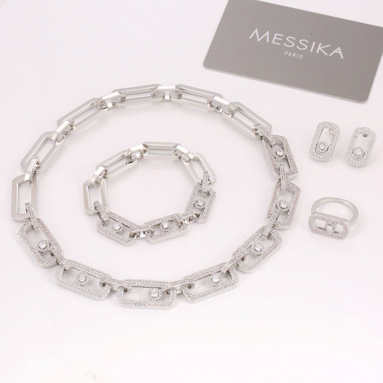 Cartier Set
Messika Set
350 dhs🪙💚
normal box paper bag

Zain89
♥️♥️♥️