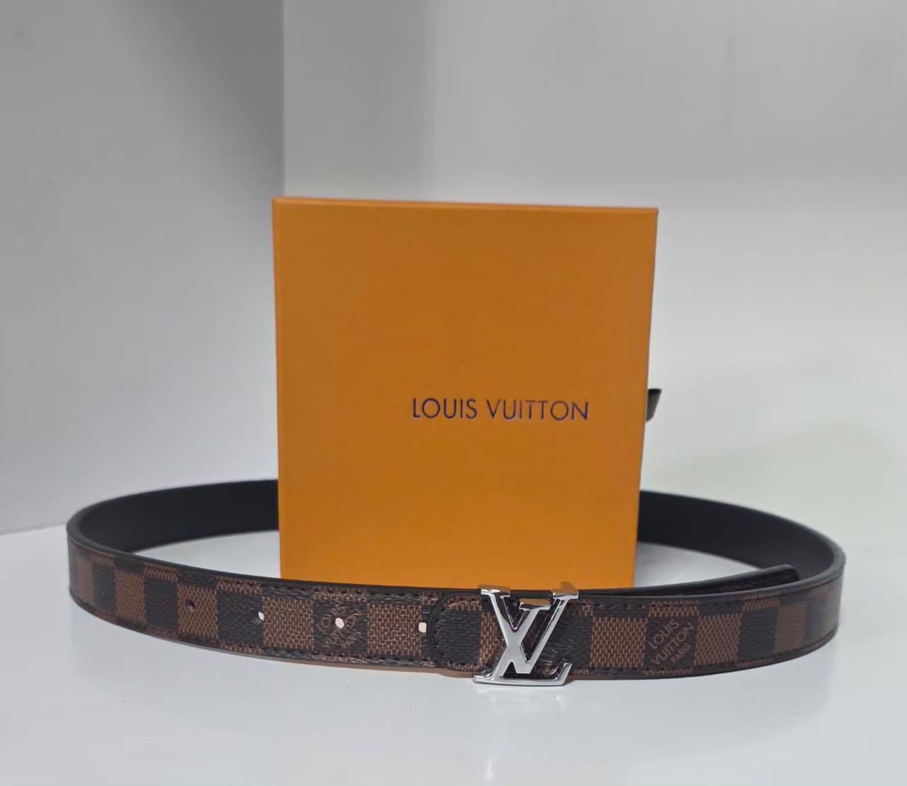 Ladies belts 
with box 
35 dhs💛

Zain232
♥️♥️♥️