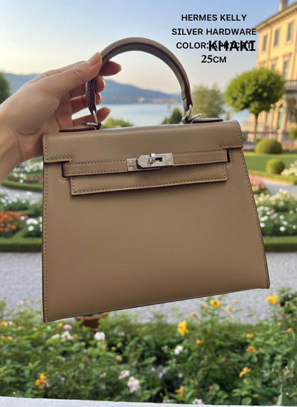 ʜᴇʀᴍᴇs ᴋᴇʟʟʏ 
ᴡɪᴛʜout 📦 
sɪʟᴠᴇʀ ʜᴀʀᴅᴡᴀʀᴇ
sɪᴢᴇ:25ᴄᴍ
95 dhs🪙🌨️

Zain56
♥️♥️♥️