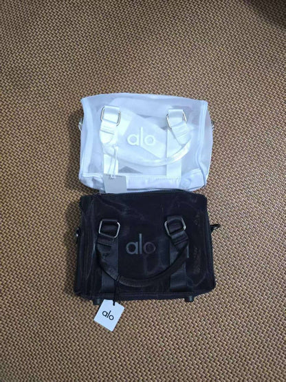 NEW CAME
ALO BAG
GOOD QUALITY
65 DHS💓

Zain40
♥️♥️♥️