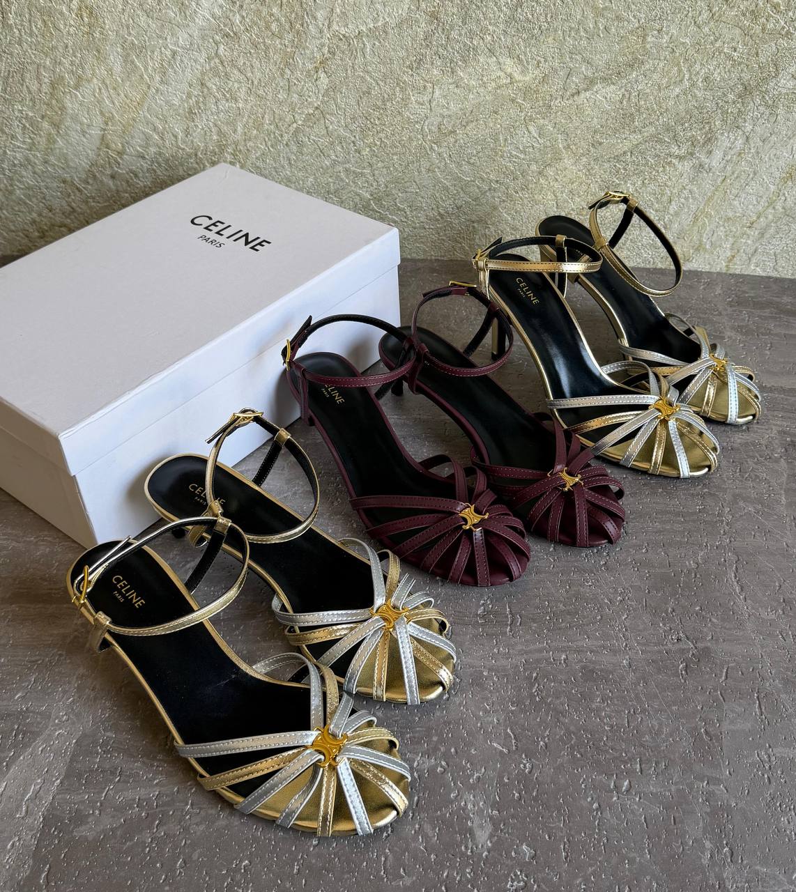 CELINE
SuperMaster Quality 💯
450 dhs🇦🇪🇦🇪
Size: 36-41💥

Zain171
♥️♥️♥️