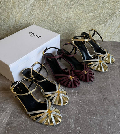 CELINE
SuperMaster Quality 💯
450 dhs🇦🇪🇦🇪
Size: 36-41💥

Zain171
♥️♥️♥️