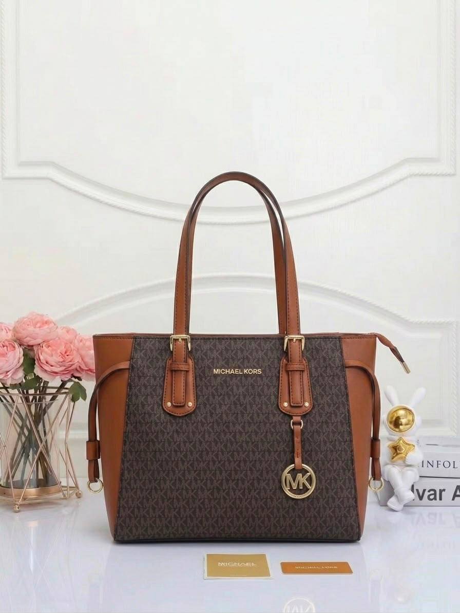 Mak
High quality 
100 dhs✅

Zain50
♥️♥️♥️