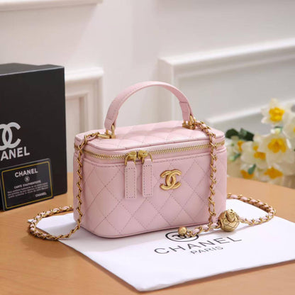 Chanel

95 dhs🇦🇪🇦🇪

With box

Zain219
♥️♥️♥️