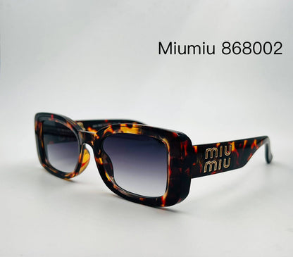 Miu Miu
Sunglasses 🕶️ 
good quality 💯
With master box 🗃️ 
50 dhs🌺

Zain273