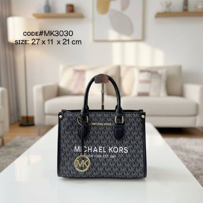 MK
ᴍɪɴɪ ᴏɴ ᴛʜᴇ ɢᴏ
ᴛᴏᴘ ʜᴀɴᴅ ʙᴀɢ
ᴡɪᴛʜ ʟᴏɴɢ ʙᴇʟᴛ sᴛʀᴀᴘ
ᴢɪᴘᴘᴇʀ ᴛʏᴘᴇ
sɪᴢᴇ : 27 cm

70 dhs💓

Zain31
♥️♥️♥️
