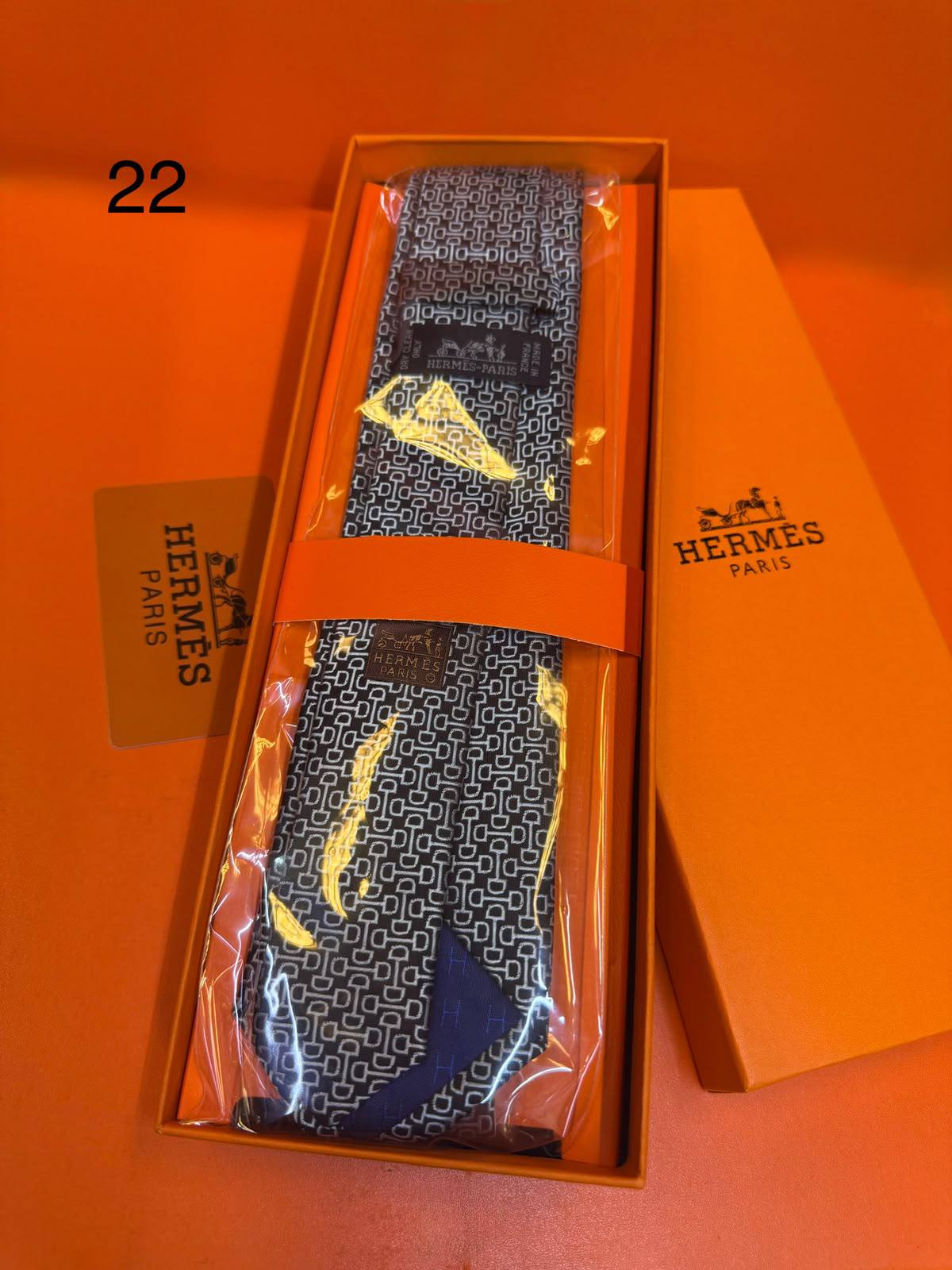 Hermes
Gucci
LV
Dior

Withbox

75 dhs🇦🇪🇦🇪

Zain93
♥️♥️♥️