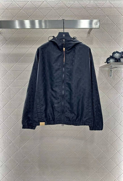 *New collections   
250 dhs🇦🇪
*good  quality  
*Sizes:S M L xl * 
*AVAILABLE NOW*🥰

Zain231
♥️♥️♥️