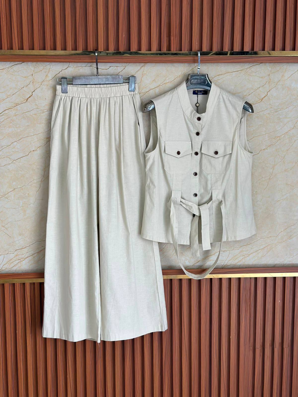 LORO PIANA
Women’s Linen Set
Master Quality 
SMLXL
480 dhs🇦🇪🇦🇪

Zain276
♥️♥️♥️