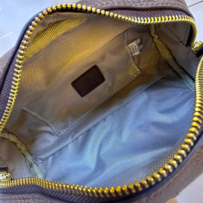 GUCCI 
GOOD QUALITY 
MEDUIM SIZE  
120 dhs✅

Zain295
♥️♥️♥️