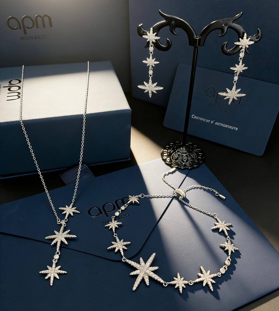 APM SET 
MASTER 💫✨
NECKLACE 
BRACELET 
EARRINGS

WITH GOOD BOX AND PAPER BAG🛍️🎁

190 DHS🇦🇪

Zain89
♥️♥️♥️