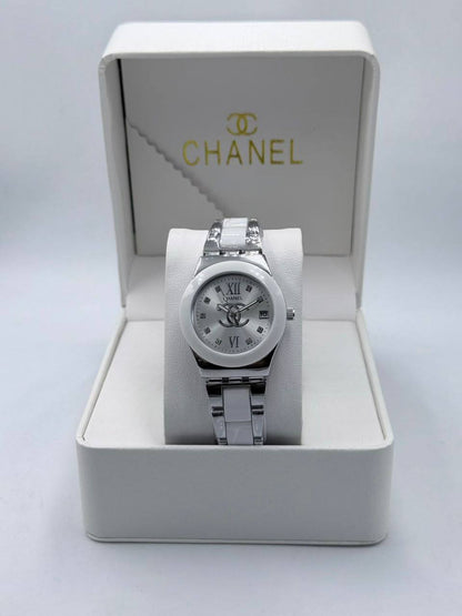 Chanel ladies 
55 dhs🇦🇪🇦🇪

Zain08
♥️♥️♥️