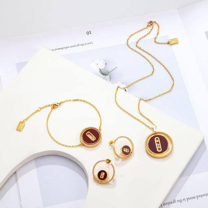 MESSIKA 💐
Necklace 
Earrings 
Bracelet 
Master Quality 💎
*150* AED normal box 

Zain48
♥️♥️♥️
