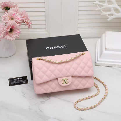 Chanel
nice quality
110 dhs✅
withbox

Zain143
♥️♥️♥️