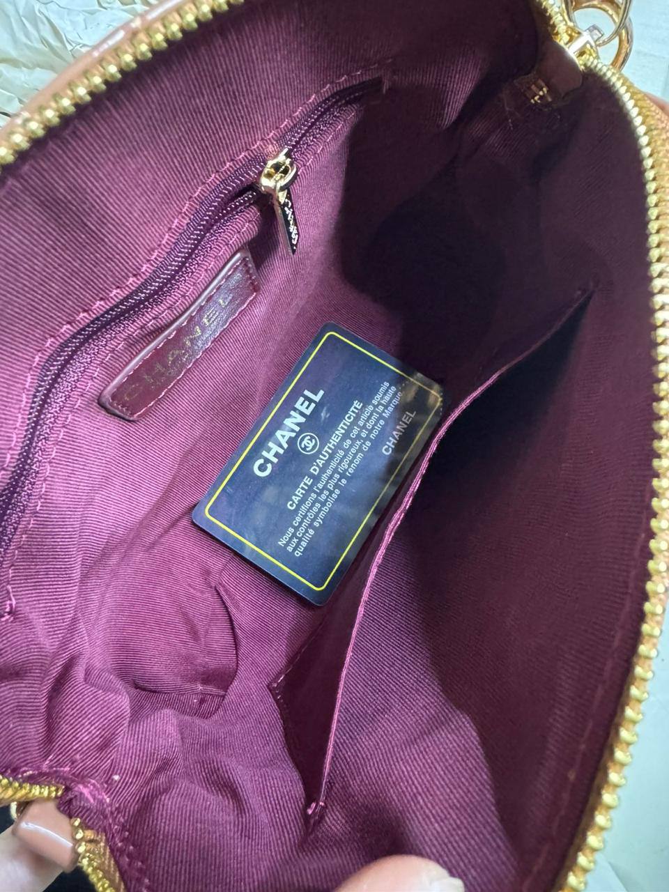 🌈 Chanel 
1️⃣ First quality +🎁
Size : 20 * 15 cm
85 dhs✅
with box 🎁

Zain115
♥️♥️♥️