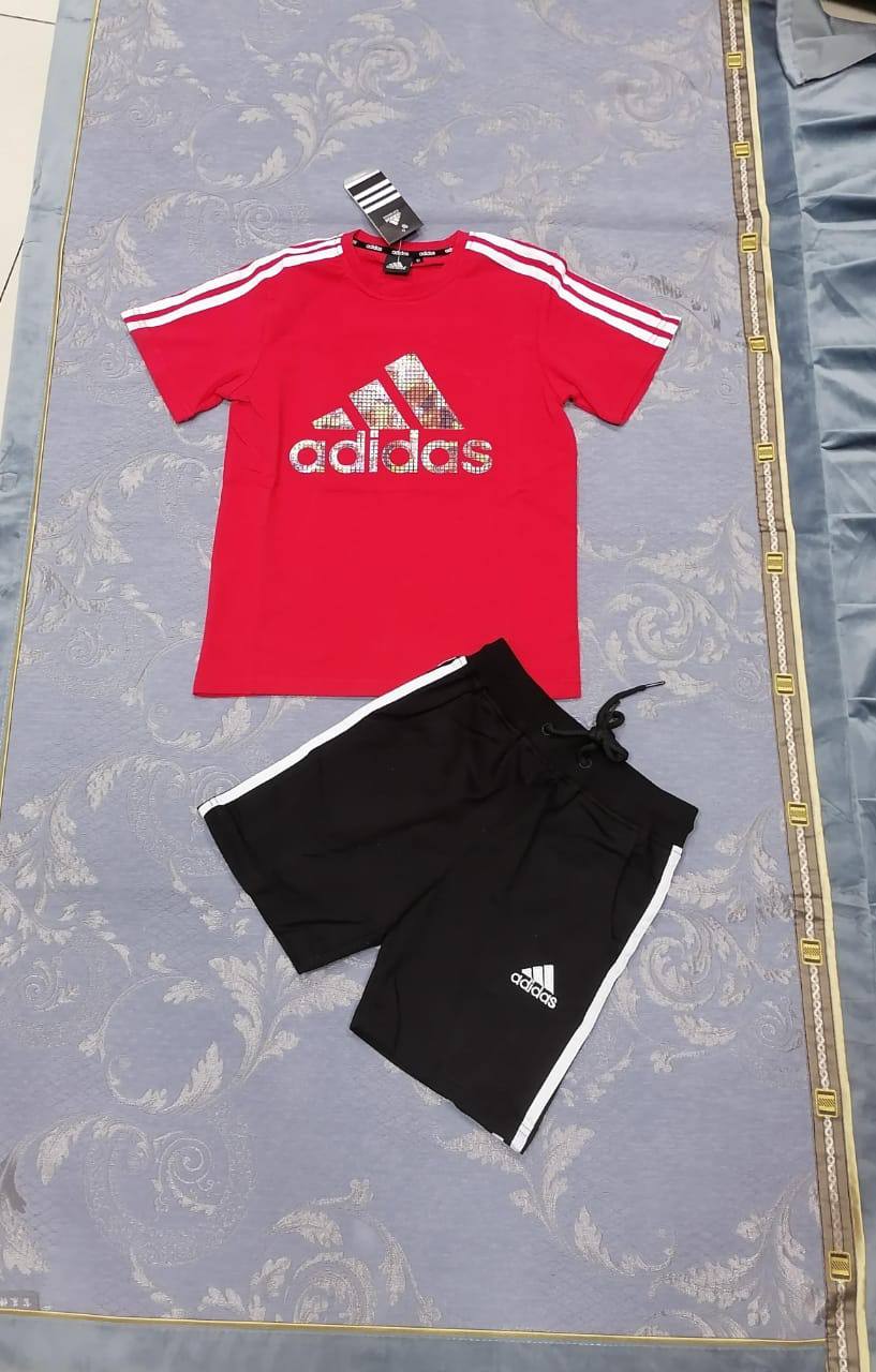 Kids tracksuit 

8 10 12 14 16 size 

75 dhs🇦🇪🇦🇪

Zain27
♥️♥️♥️