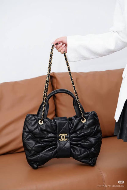 Chanel
Master🌺🌺
230 dhs✅

Zain10
