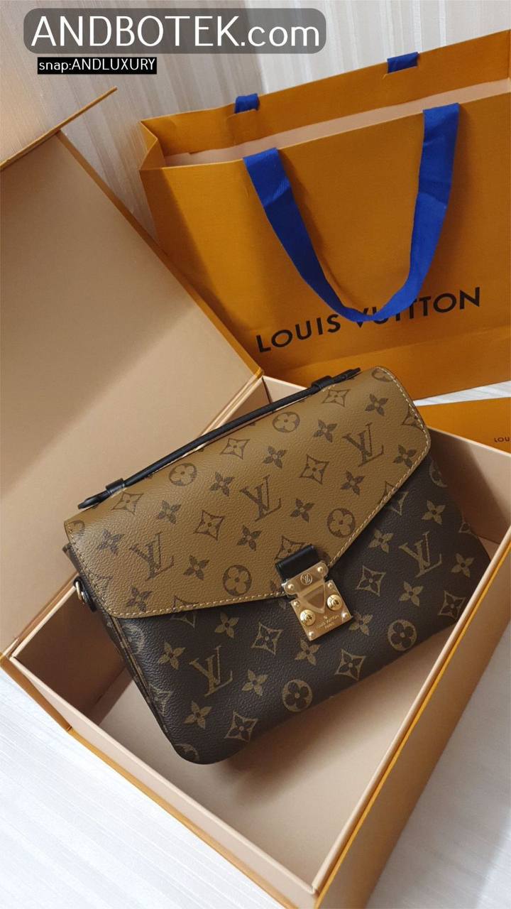 LV
90 dhs💓
With box
25 cm

Zain219
♥️♥️♥️