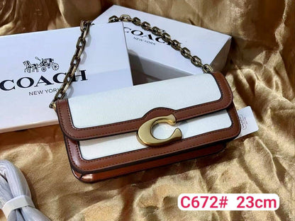 Coach
100 dhs✅
with box
C3100#  22cm
C672#    23cm

Zain26
♥️♥️♥️