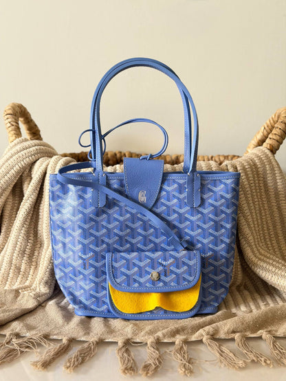 Goyard 
Vipp quality 
Size: 21 cm

For Price 👇 WhatsApp✅
0568585901 
0507557372
0552275751 Owner Zain 👌

Zain315
♥️♥️♥️