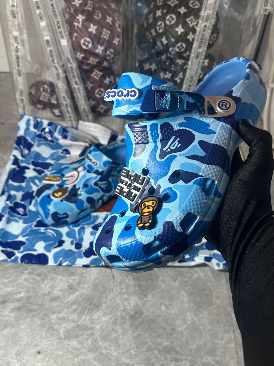 Crocs Classic Clog A Bathing Ape ABC Camo Pink 🌸💕
36-42 AVAILABLE 🤩
150 dhs💓

Zain242
♥️♥️♥️