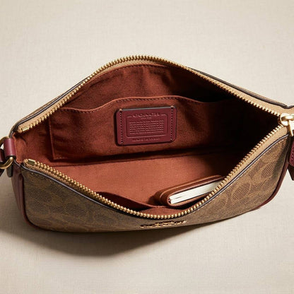 COACH Teri in Cherry Charms
In signature Canvas
Gold and silver hardware
Size : 24 cm
With BOX

With CHERRY 
95 dhs💓

COACH with Small Bag
95 dhs💓

Zain239
♥️♥️♥️