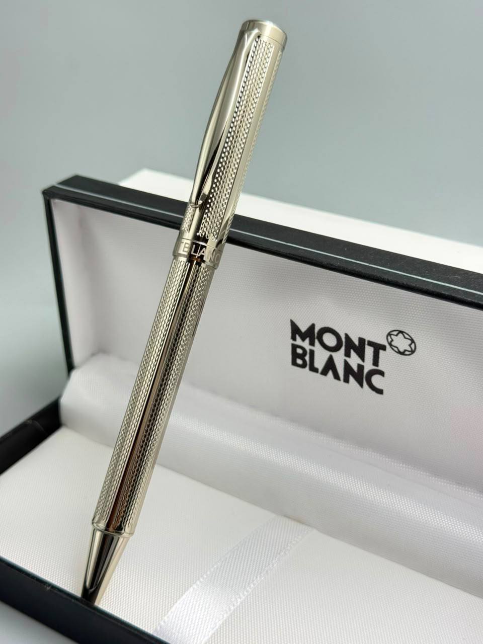 Cartier 
Dior 
Gucci
Glorgio armani
Mont blanc
Lv
Hublot

55 dhs🇦🇪🇦🇪

Zain182
♥️♥️♥️