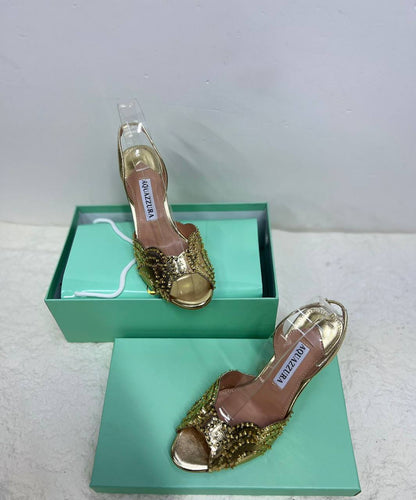 Aquazzura 
💯high quality
Size 36-37-38-39-40-41

130 dhs✅

Zain86
♥️♥️♥️