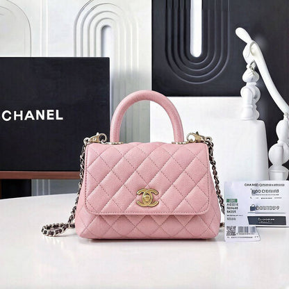CHANEL 
 GOOD QUALITY 
WITH MAGNETS BOX 🎁

110 dhs✅

Zain39
♥️♥️♥️
